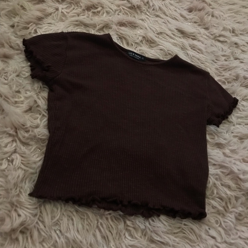 Brown Ruffled Crop Top 🤎 - Picture 2 of 9